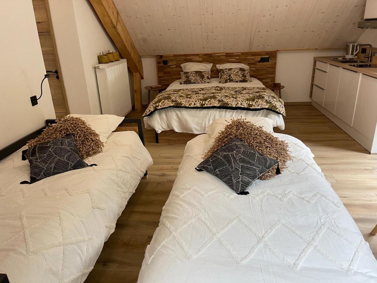 Chambres D'Hotes Les Chambres D'Elsa Albiez-Montrond Extérieur photo
