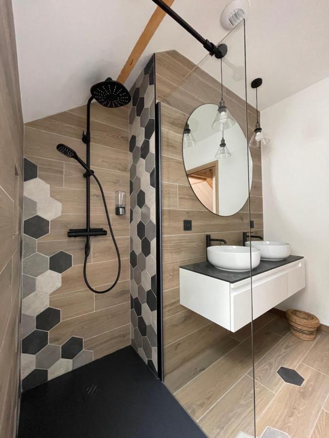 Chambres D'Hotes Les Chambres D'Elsa Albiez-Montrond Extérieur photo