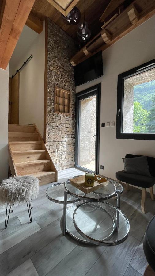 Chambres D'Hotes Les Chambres D'Elsa Albiez-Montrond Extérieur photo