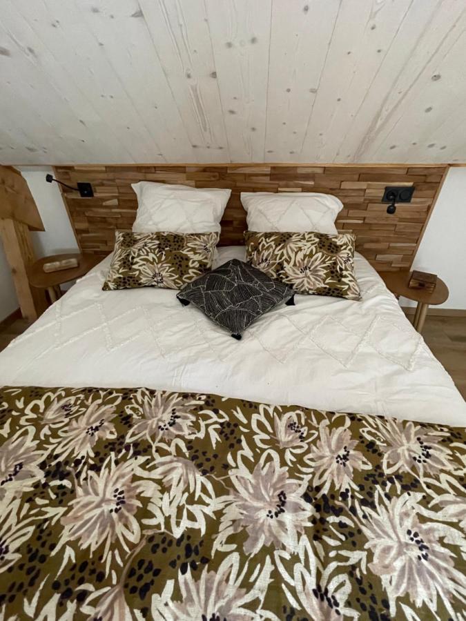 Chambres D'Hotes Les Chambres D'Elsa Albiez-Montrond Extérieur photo